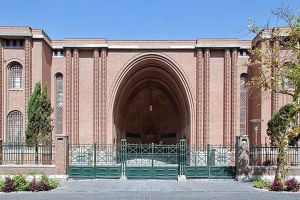 وزیر خارجه فرانسه به موزه ملی ایران می‌آید