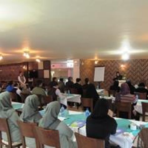 دوره آموزشی خانه‌داری در محل هتل جهانگردی سنندج برگزار شد