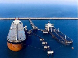 ساخت پایانه جدید صادرات نفت در ساحل عمان
