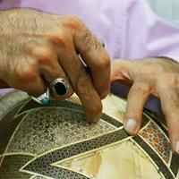 خاتم‌ساز شیرازی جوان‌ترین دارنده نشان درجه هنری در کشور