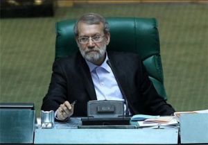 لاریجانی: وزیر صنعت ماهانه به مجلس گزارش دهد