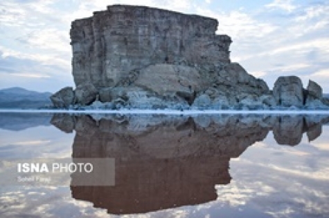 دریاچه ارومیه بازهم خشک‌تر شد؛ ۲۱ سانتی‌متر