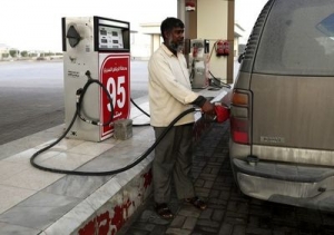 قیمت بنزین عربستانی‌ها را نقره‌داغ می‌کند