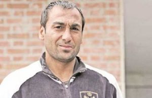 اکبریان: فوتبالی‌ها کمک کنند بعد از زندان به زندگی عادی برگردم/ هزار شغل، یکی را به من بدهید