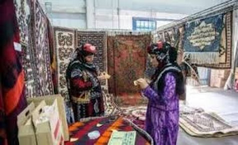صنایع‌دستی ایلام مورد توجه گردشگران و مسافران نوروزی قرار گرفت