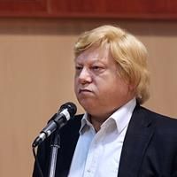 پایگاه‌های جهانی و ملی باید امکان گفت‌وگو با مراکز جهانی داشته باشند