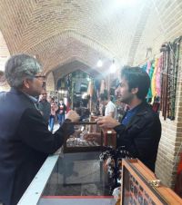 بازدید مدیرکل میراث‌فرهنگی کردستان از نمایشگاه‌های صنایع‌دستی سنندج