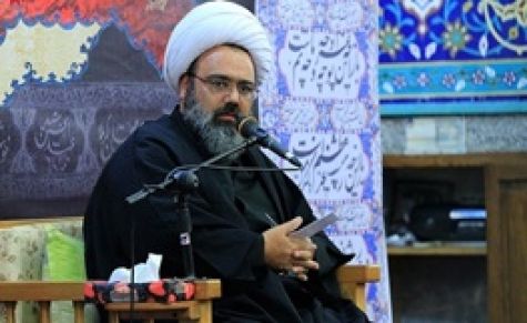 حجت‌الاسلام مهدی دانشمند به دلیل اعتراض به مداحان در کاشان ممنوع المنبر شد