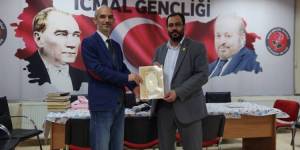 موسسه بین المللی سفیران صلح در کشور ترکیه به آقای اردال کارادق تقدیم شد