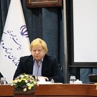 منابع خود را صرف غلط‌گیری از سرزمینمان کرده‌ایم