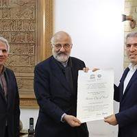 تقدیم لوح 3 اثر ثبت‌شده در میراث‌جهانی به رئیس سازمان میراث‌فرهنگی