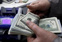 دلار به کانال ۴۵۰۰ تومانی بازگشت/یورو ۵۷۰۴ تومان شد